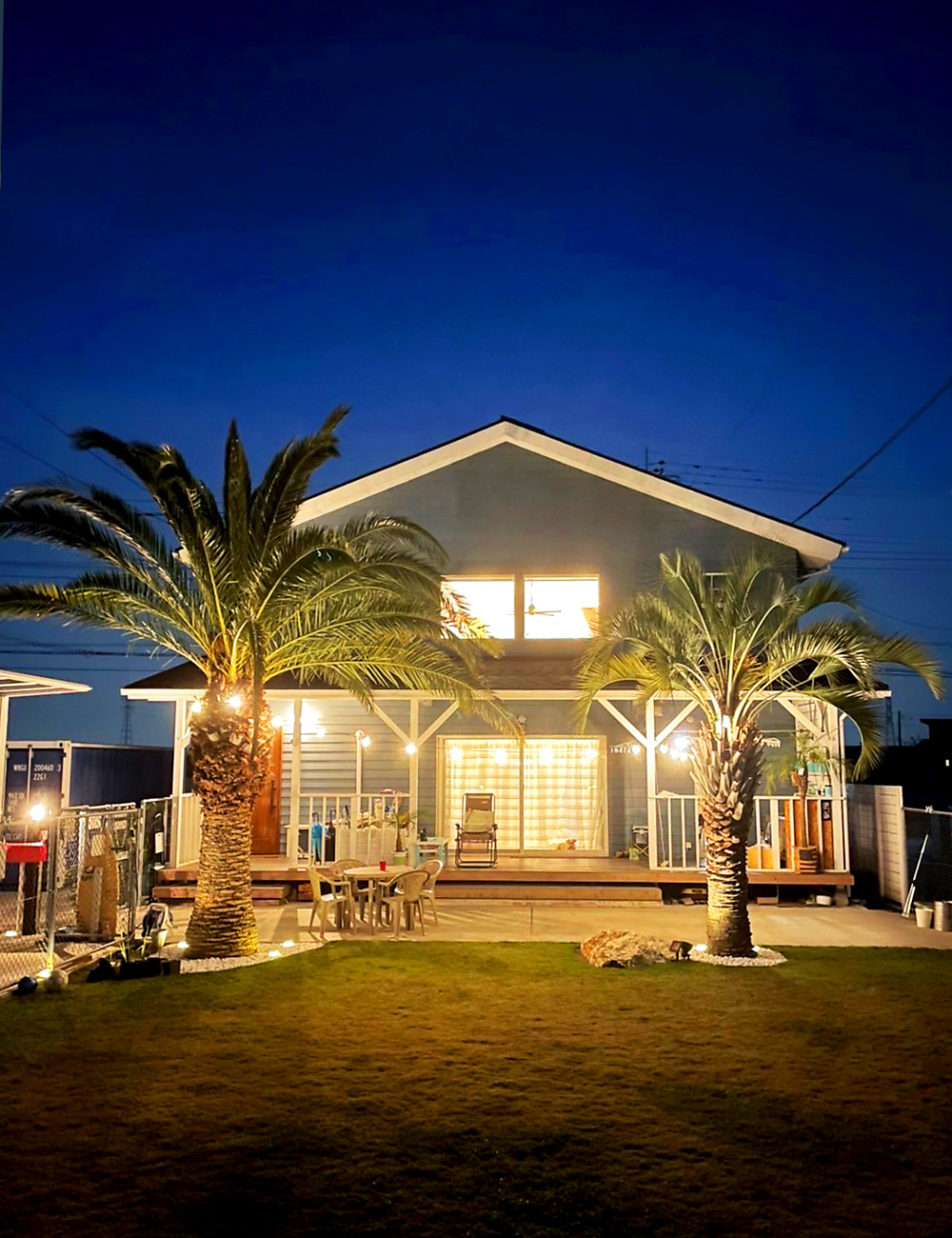 ヤシ販売のザルゲート。埼玉県深谷市でヤシ・ソテツ・ドラセナ等でリゾートを思わせる庭をご提案致します。 ヤシ販売のザルゲート。埼玉県深谷市でヤシ・ソテツ・ドラセナ等でリゾートを思わせる庭をご提案致します。